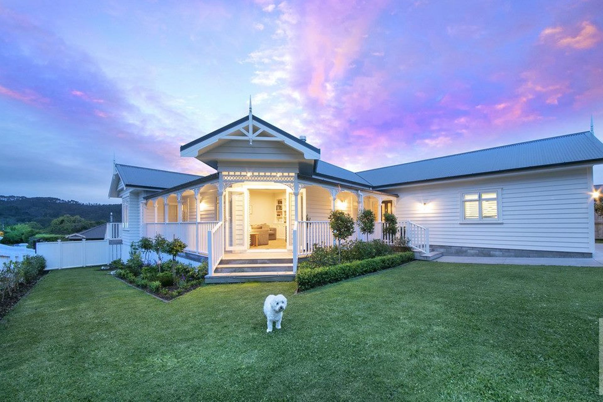 Riverhead Villa