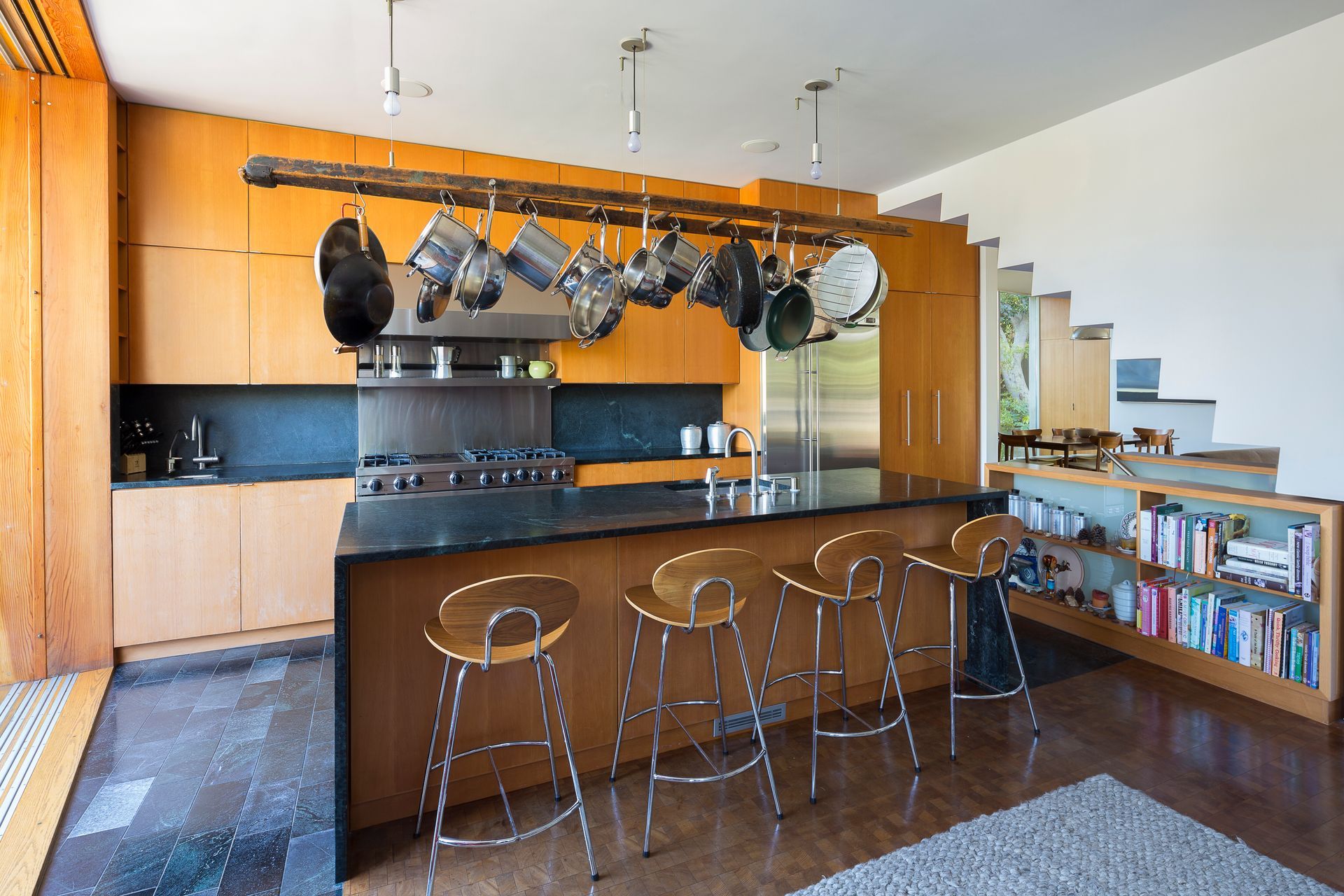 ANXSTACKED-DECK-HOUSE09.jpg
