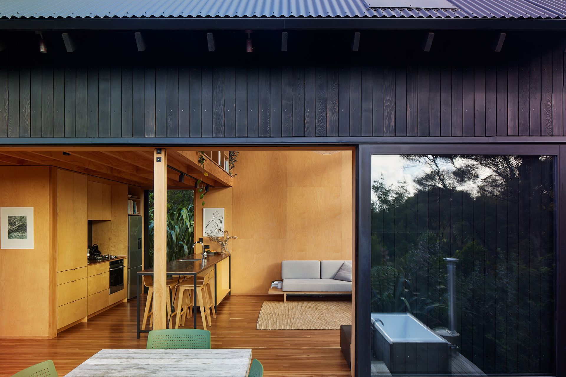 Anawhata039150.jpg