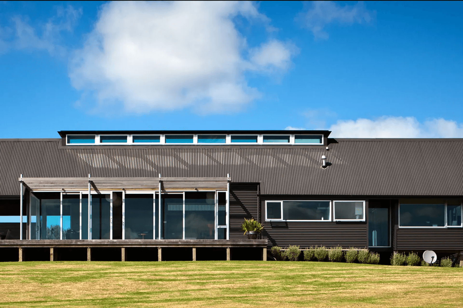 Brynderwyn House
