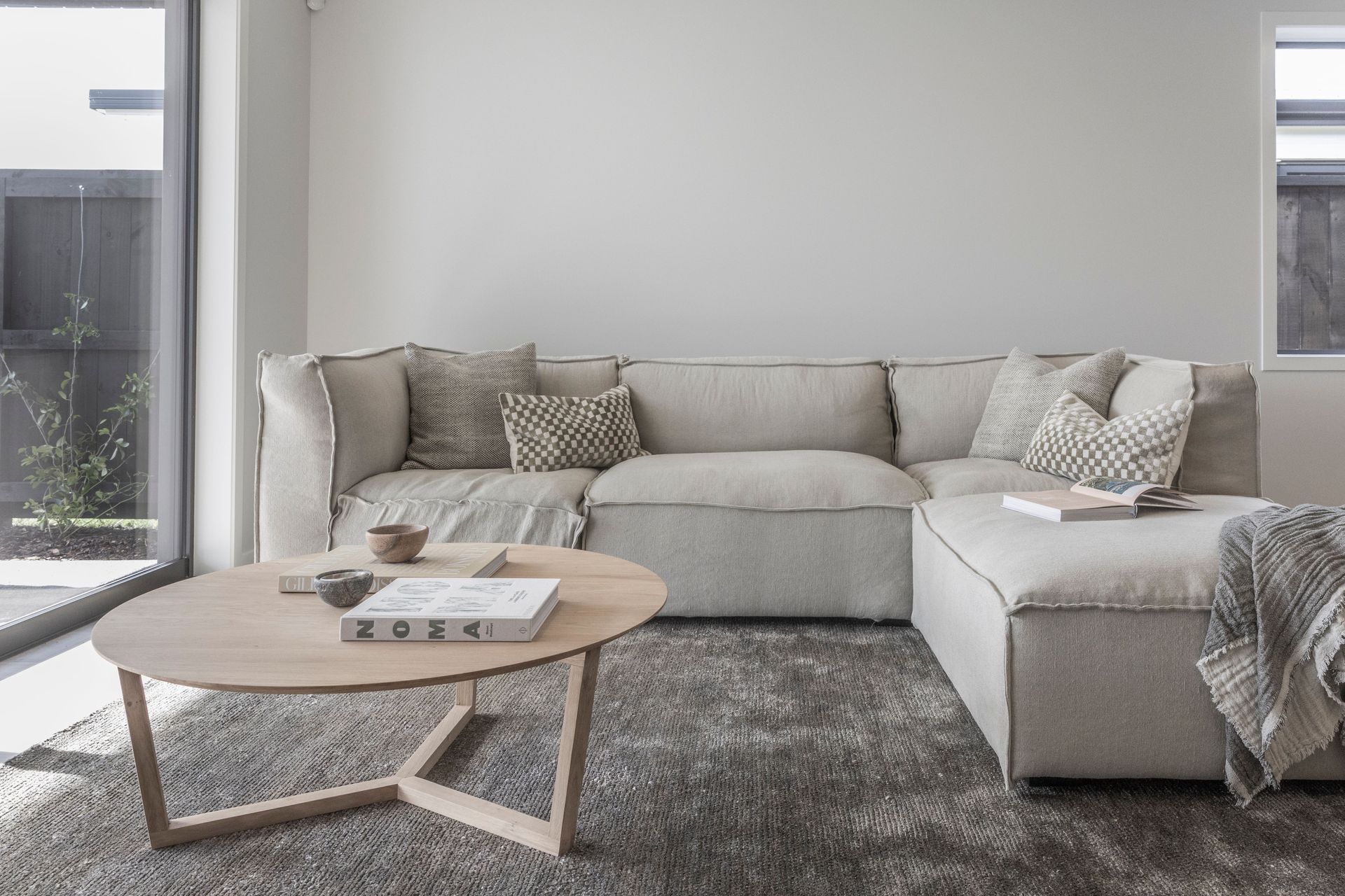 Carrs572502.jpg