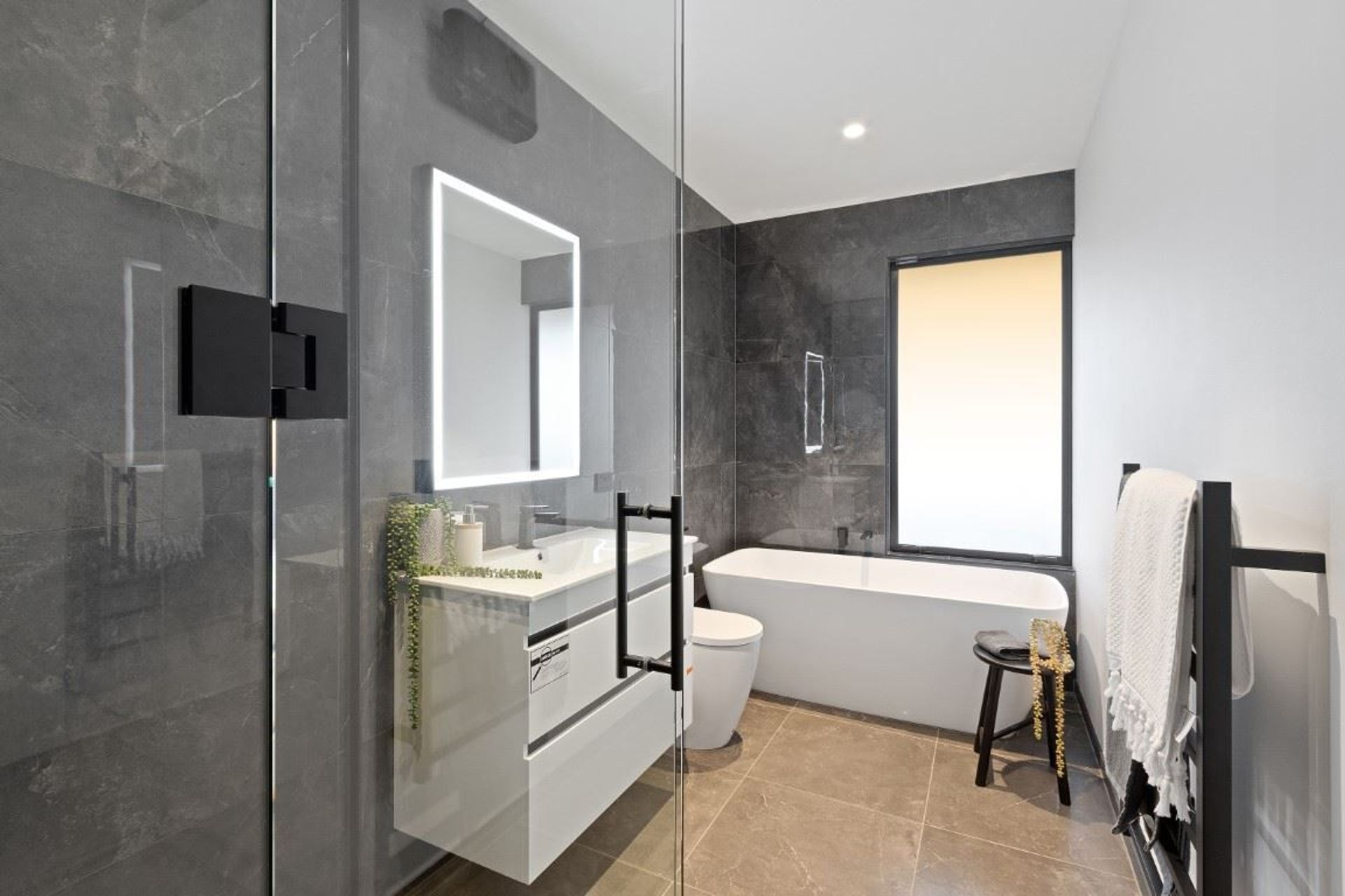 Dove Grove, Christchurch