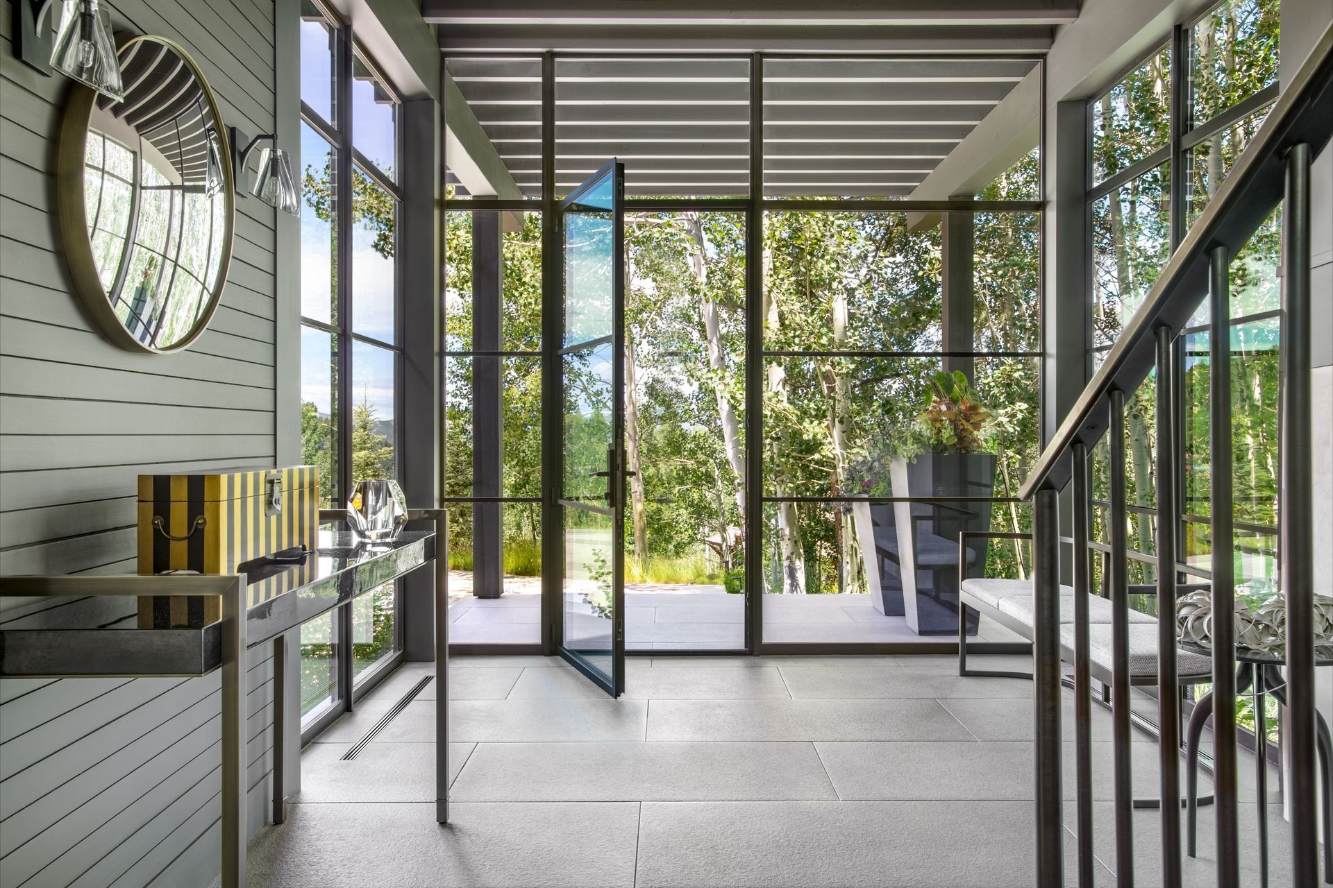 Entry-Foyer-47-ap-compressed.jpg