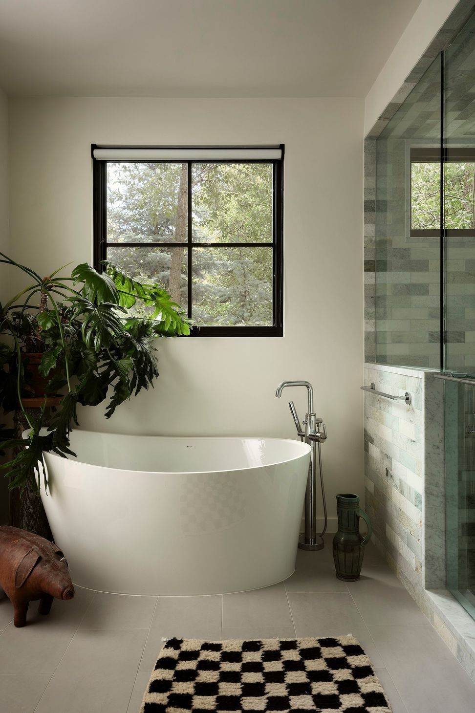 EricLuceroPhotographyStudioLambiotte10RiverOaksPrimaryBath.jpg