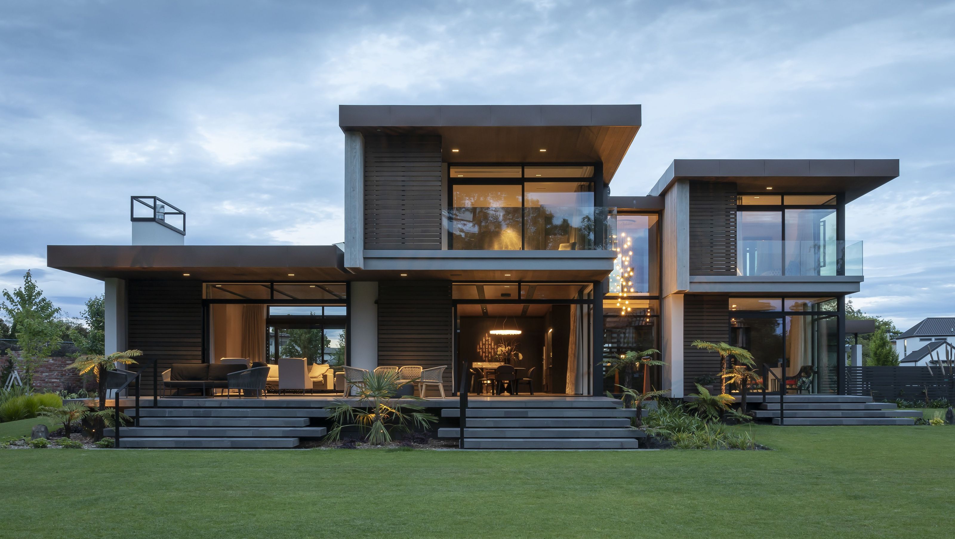 Fendalton House on the River