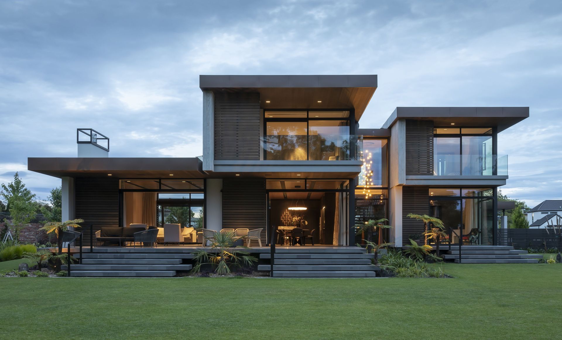 Fendalton House on the River