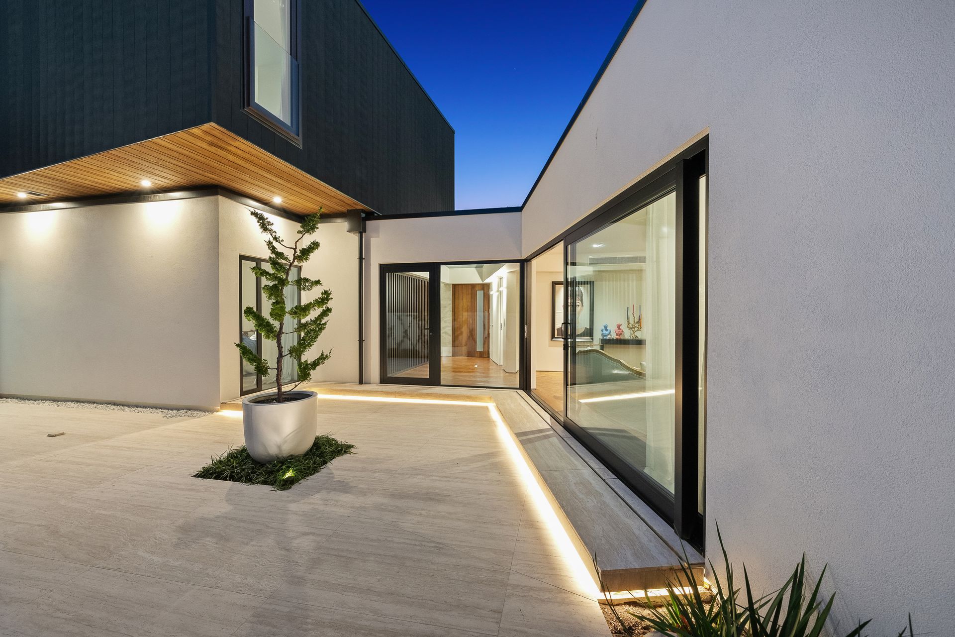 Fendalton-Road-Image-5.jpg