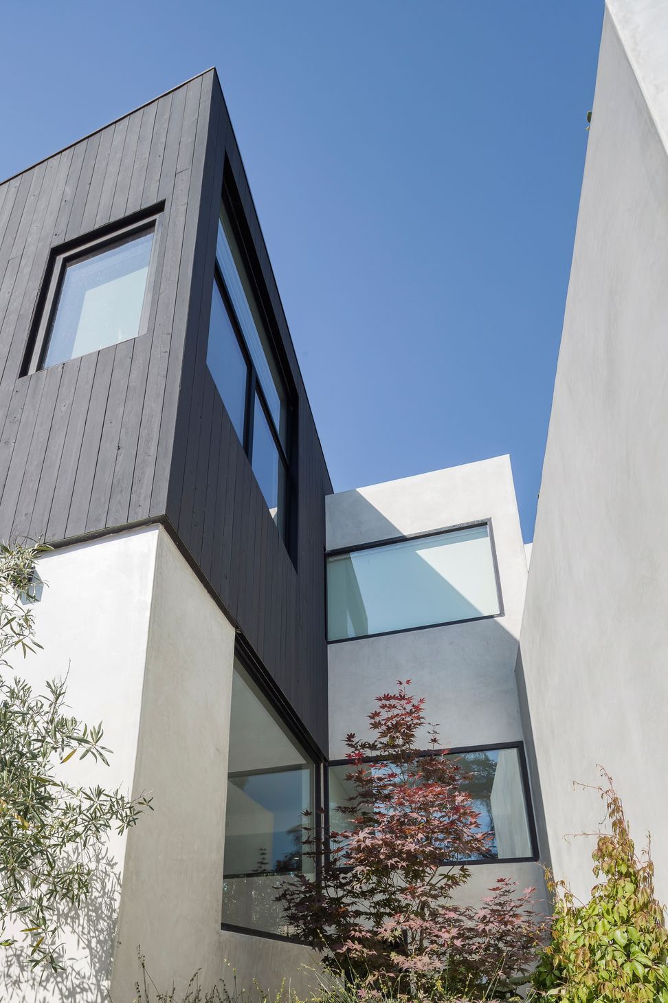 GARDEN-HOUSEEXTERIOR11-ap-compressed.jpg