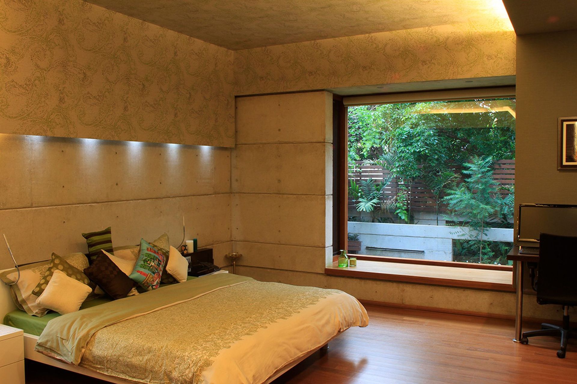 GR Residence