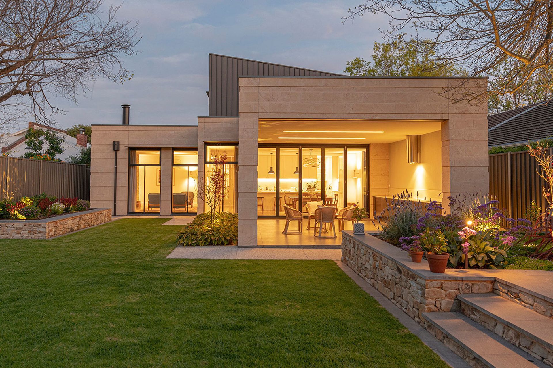 Gallery-TL012-Trimless-Lighting-Walkerville-project-DNA-electrical-systems-1.jpg