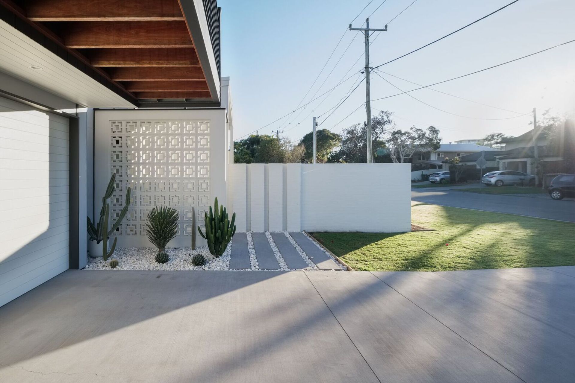 Happyness House
