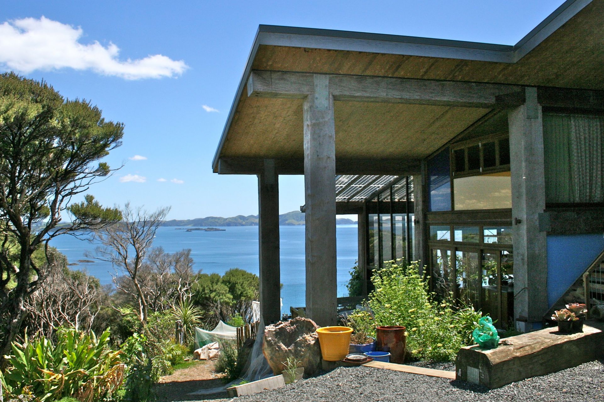 Indoor / Outdoor