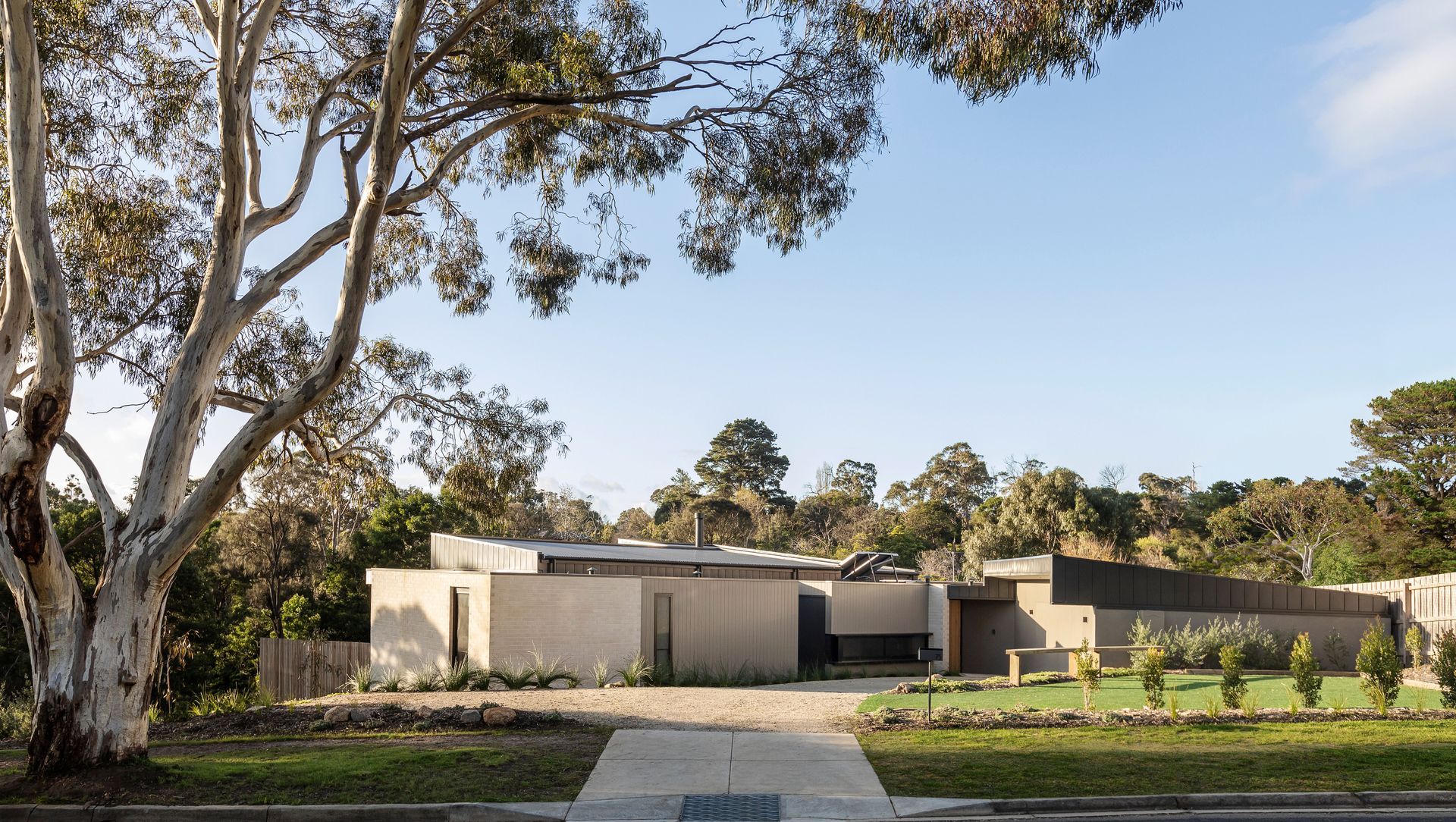 Mount Eliza banner