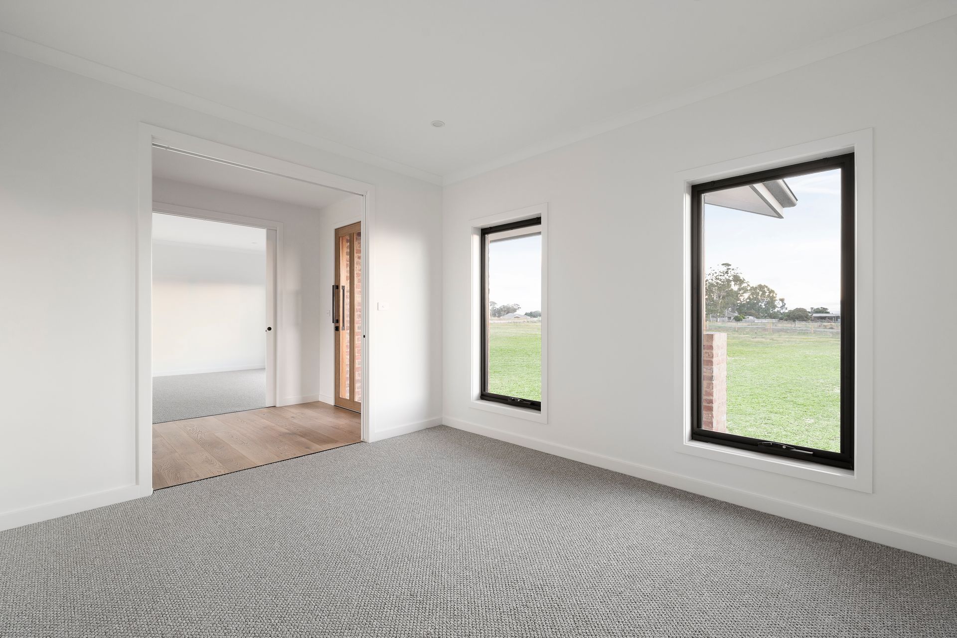 LP17618JarramWay336.jpg