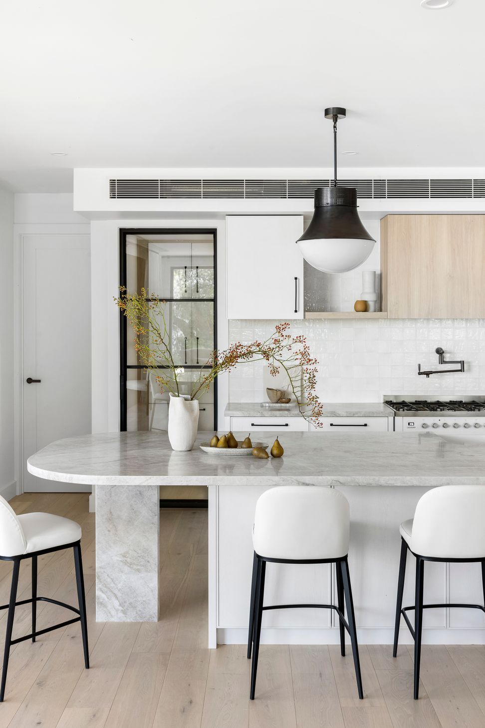 Lake-Boga-Residence-Kitchen-Island-Detailjpg.jpg