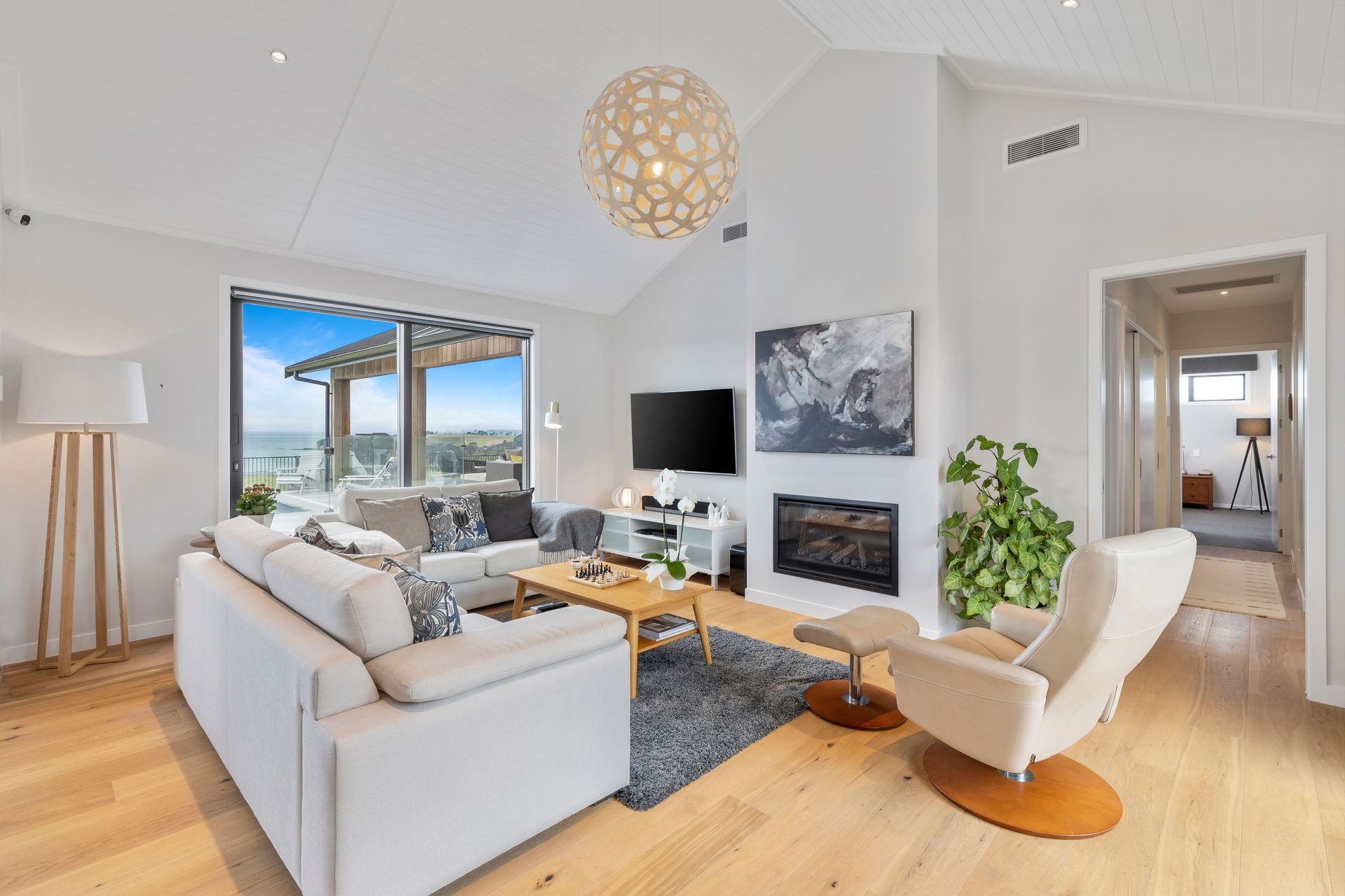 Weiti Bay Home