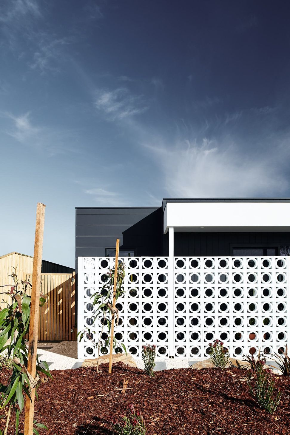 ModernCoastalCustomHome-SherriffConstructionsDesignerBuilderSurfCoastTorquayGeelongBellarineTPPSHERRIFF21PATCHINGWAYPTLONSDALE011.jpg