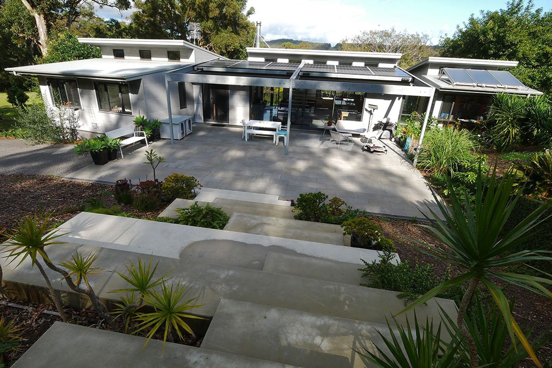 Hillside Hideaway