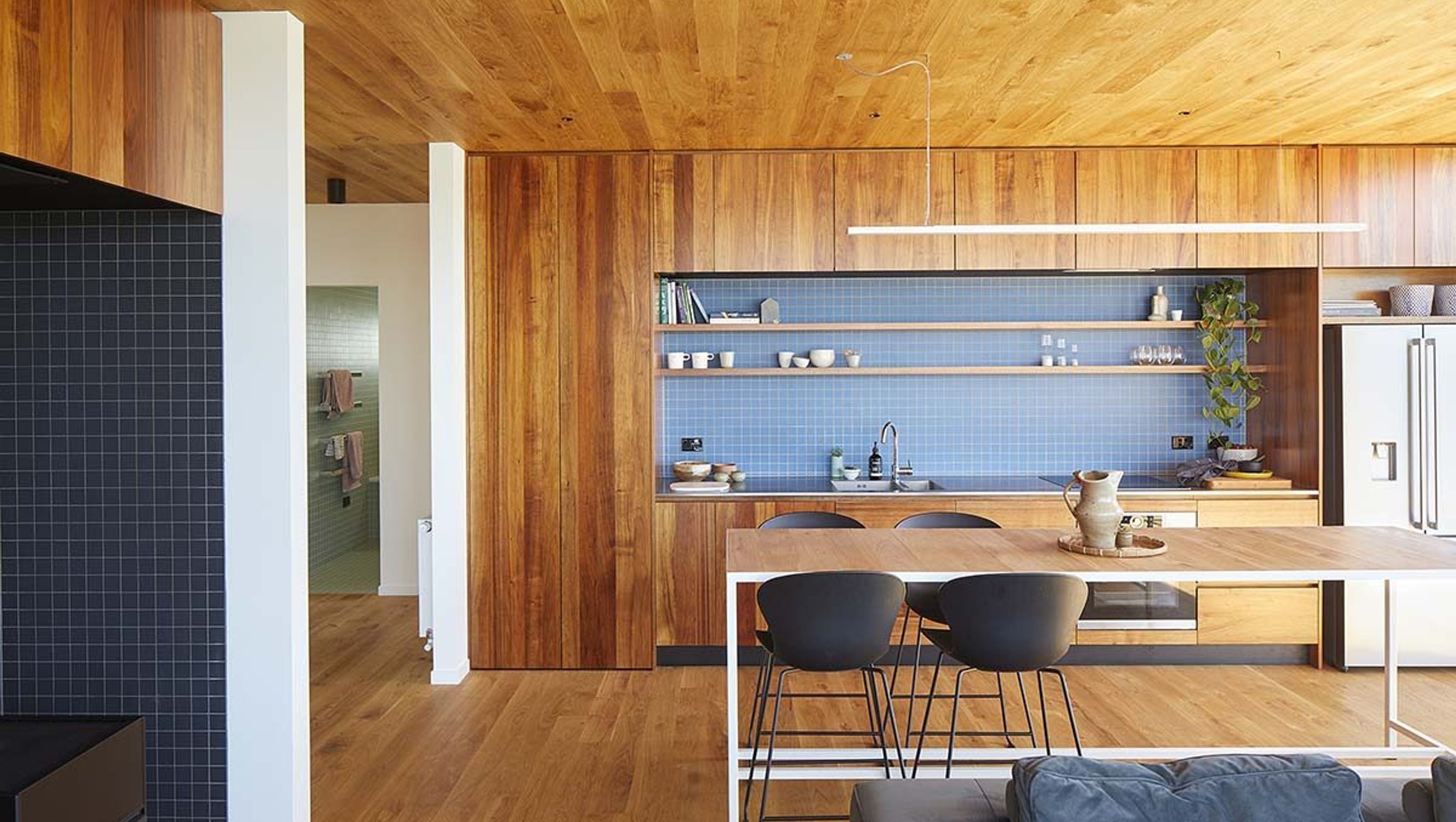 10x10 Wellington Home
