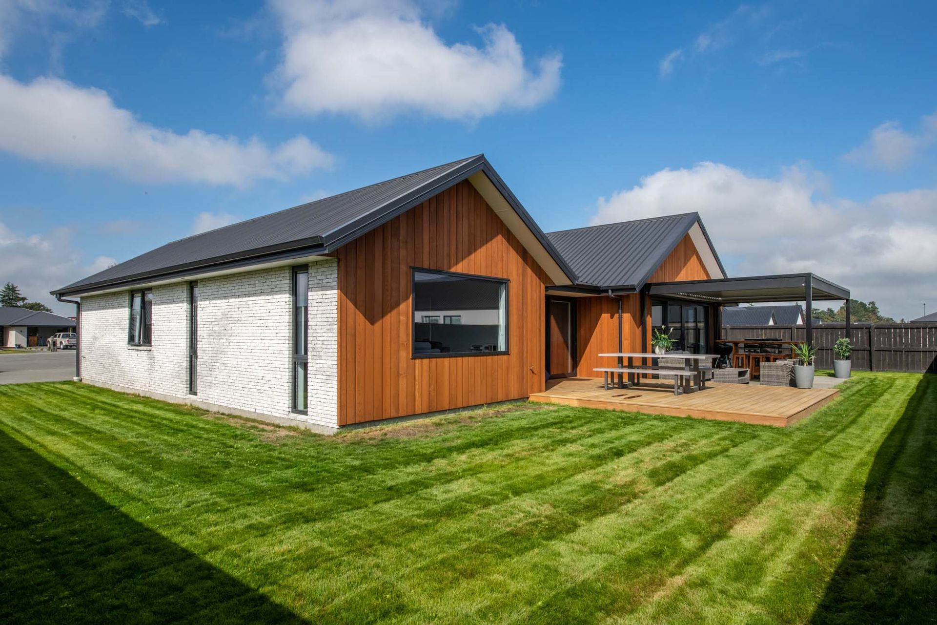 Rive-House-07-v3.jpg