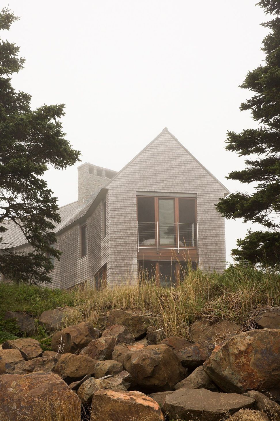 ShoshannahWhite-ToneeHarbertElliottArchitectsHouseonDeepCove01.JPG