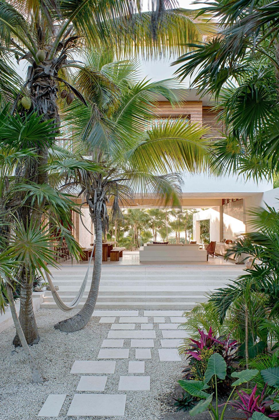 Specht-NovakCasa-XiximTaggart-Sorensen07-scaled.jpg