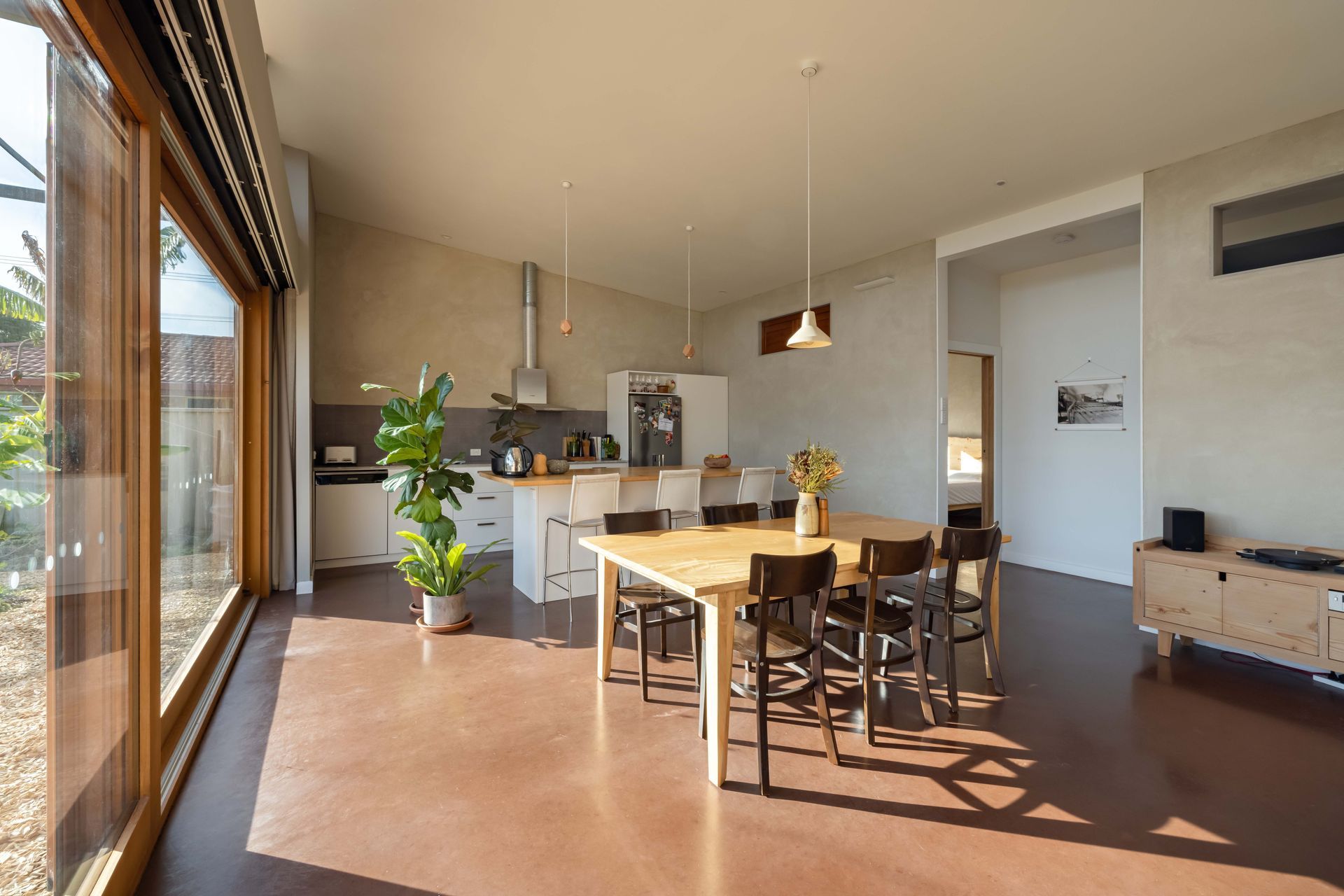 Warratah Home