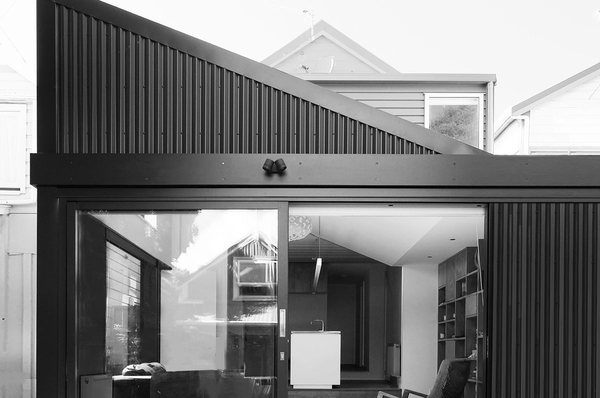 Corrugate Clad Lofty Plywood Addition