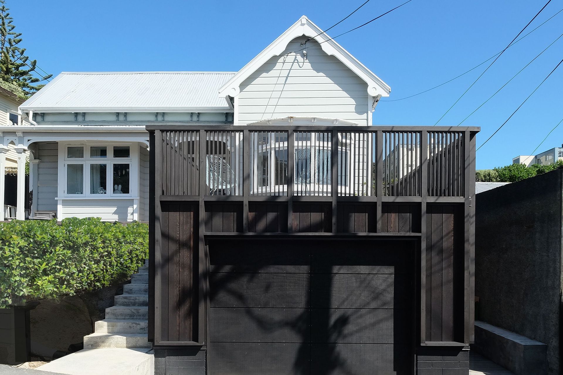 house av on c