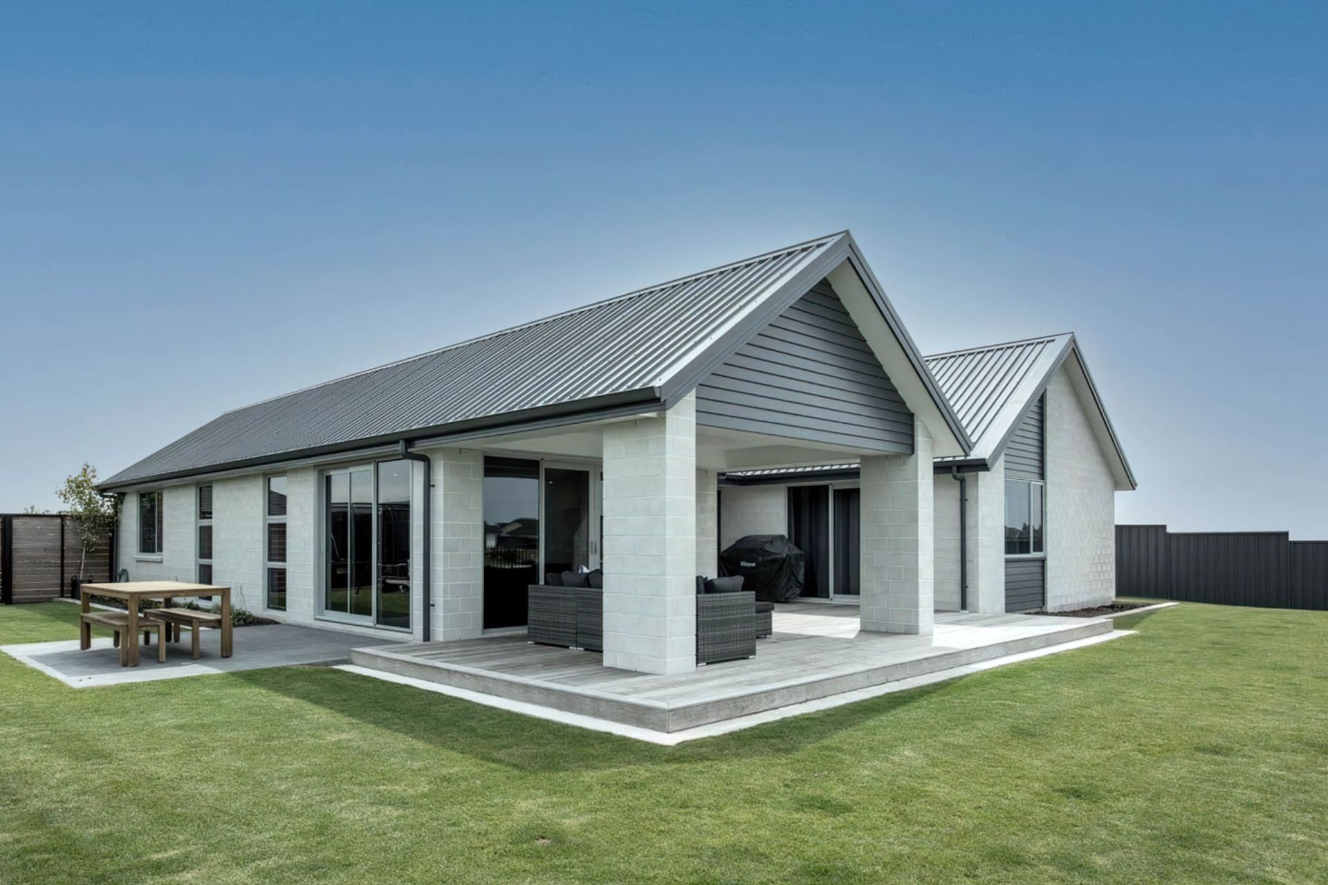 buildmeBonnington-House-15-Adj-gigapixel-standard-height-928px.jpg