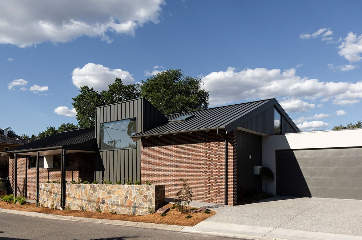 Ivanhoe House