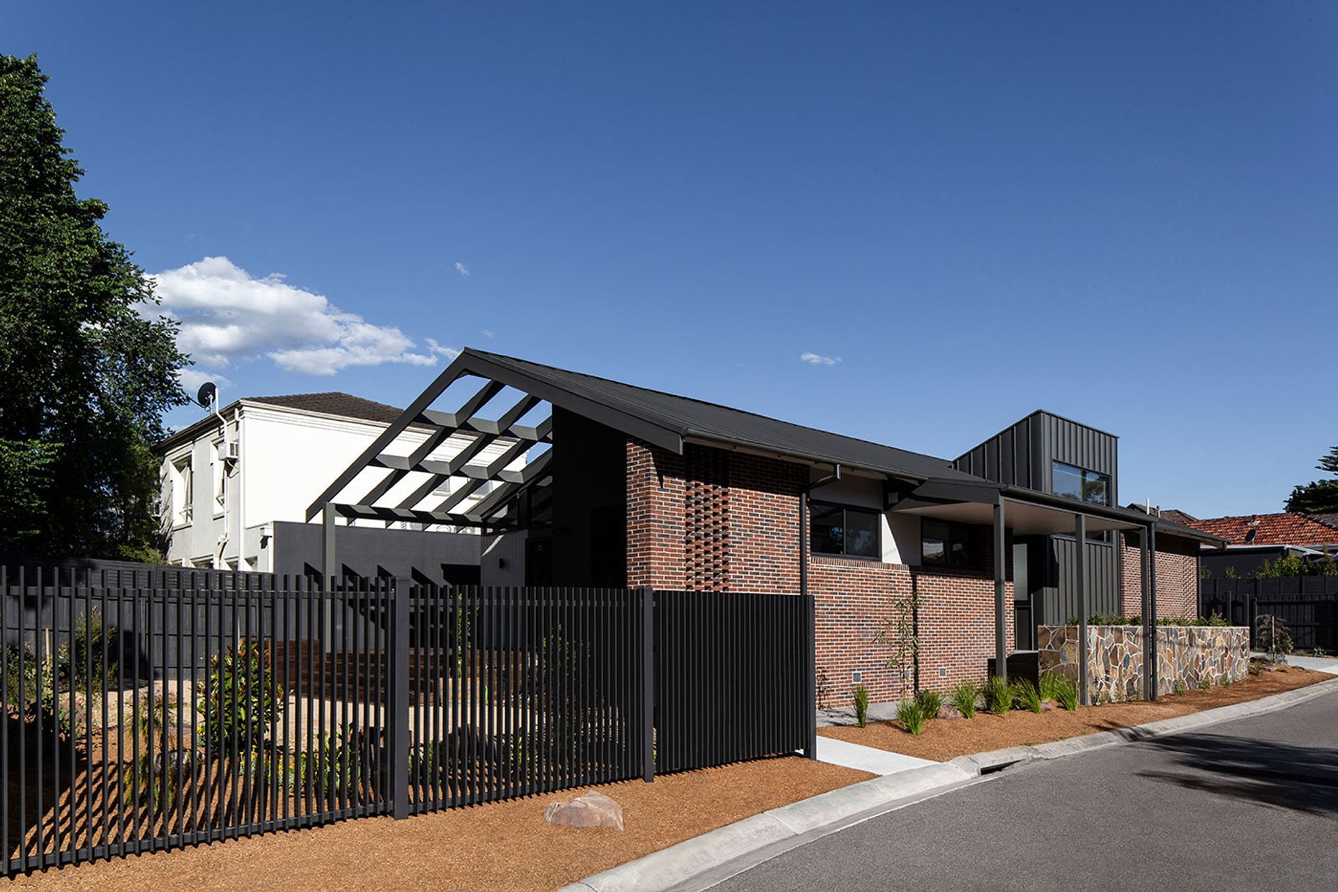 Ivanhoe House