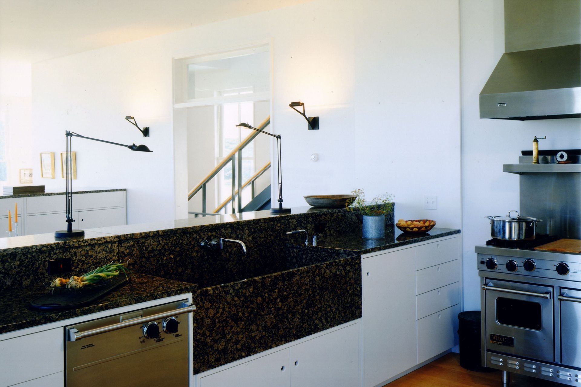 kitchen-Copy.jpg