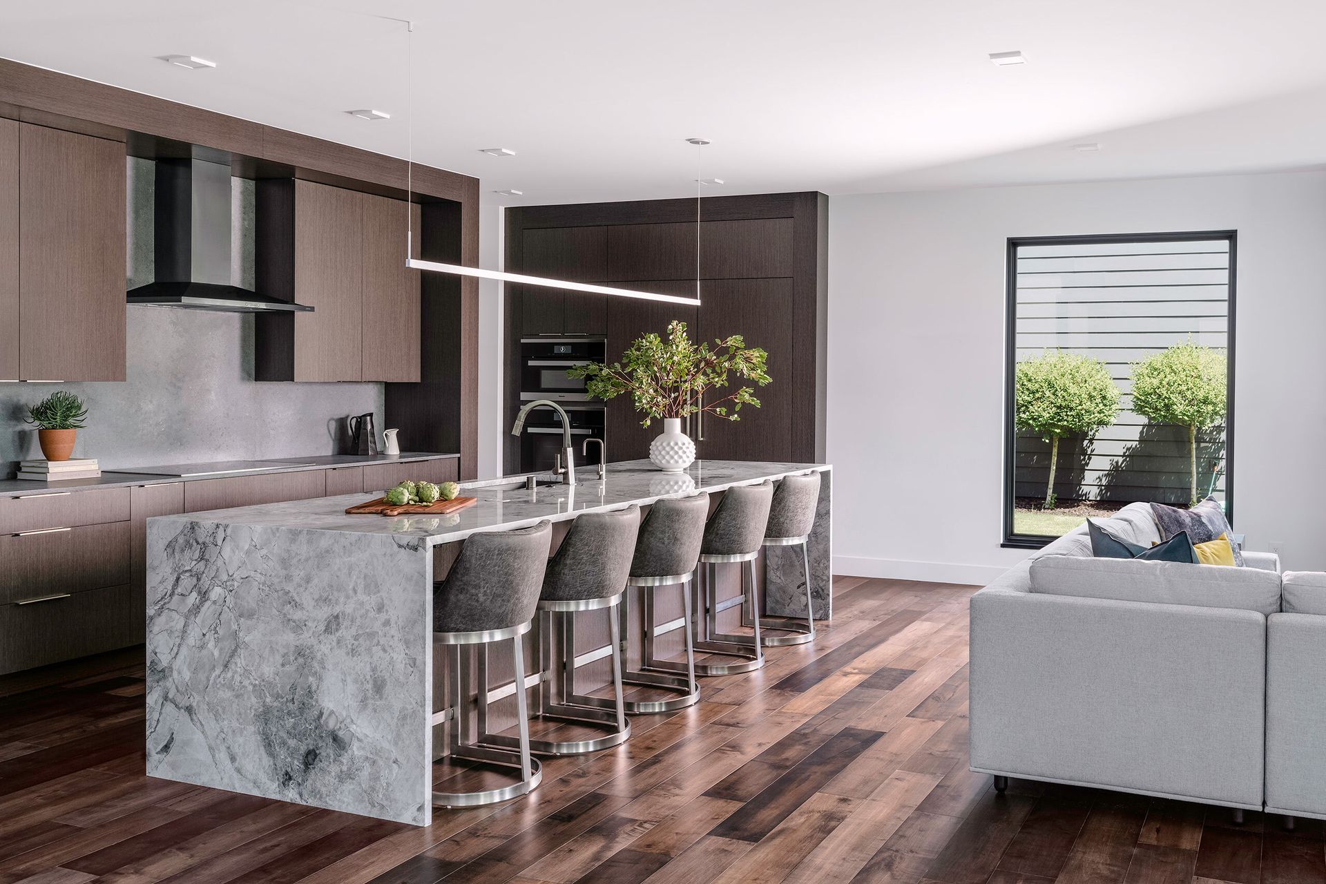 minnesota-contemporary-architecture-modern-kitchen.jpg