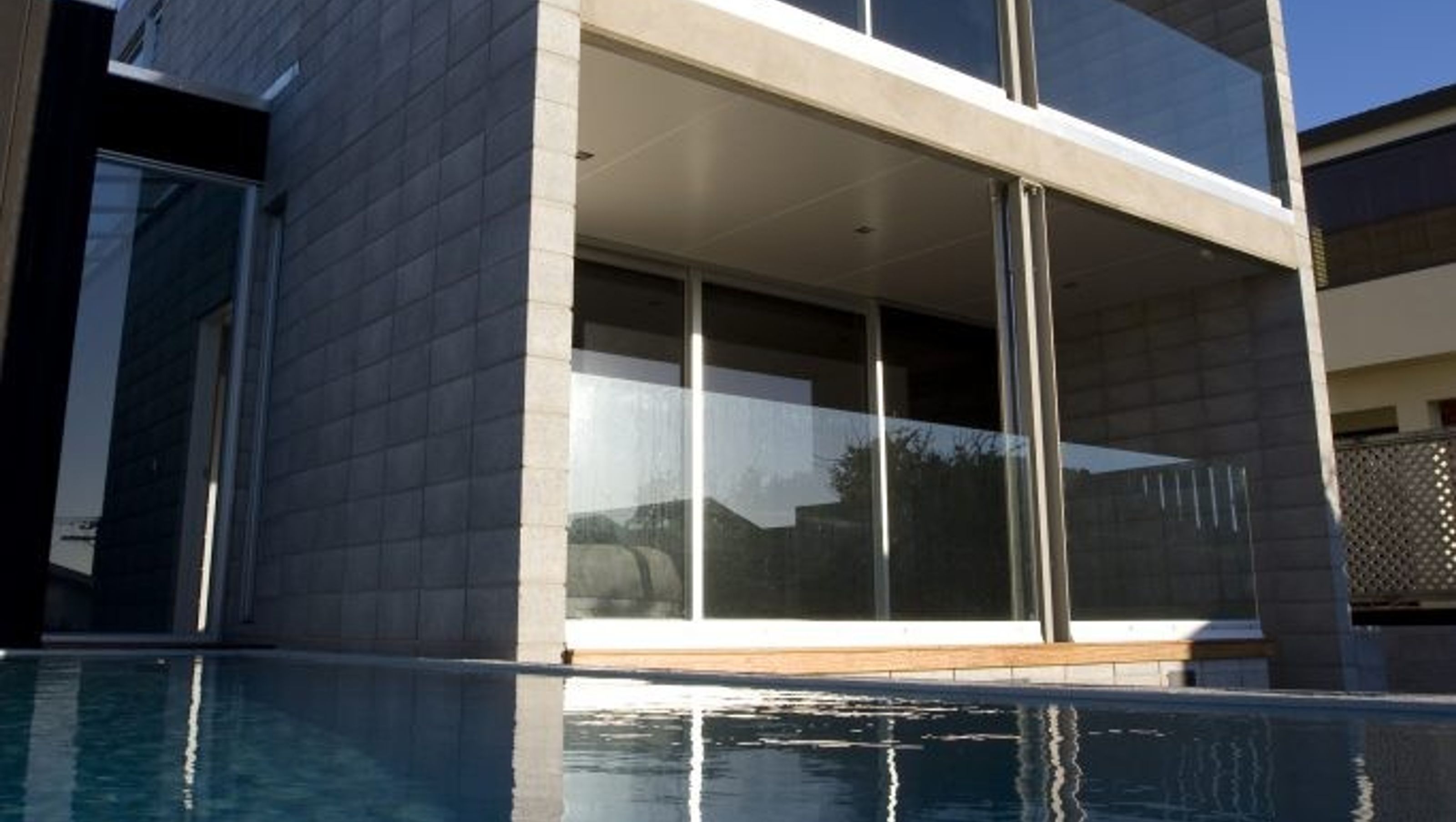 Mclean Street Residence