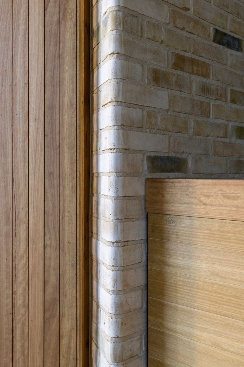 Petersen-D71-Riverlink-close-corner.jpg