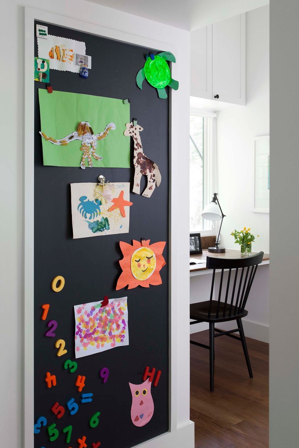 14BunnyRunCuppettKilpatrickArchitectureandInteriorDesignaustin-tx-family-organization-space-magnetboard-artwork.jpg
