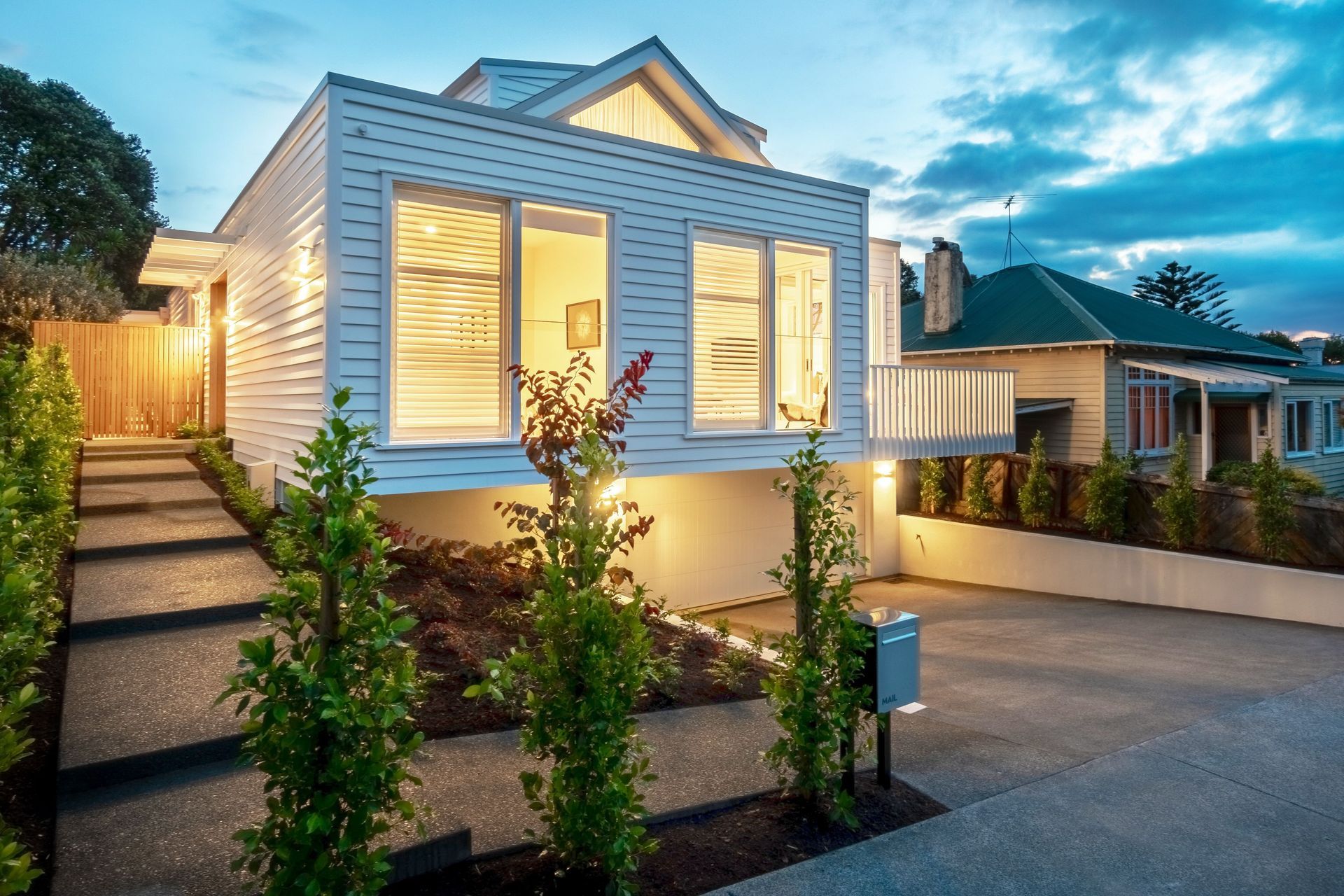  Modern Bungalow