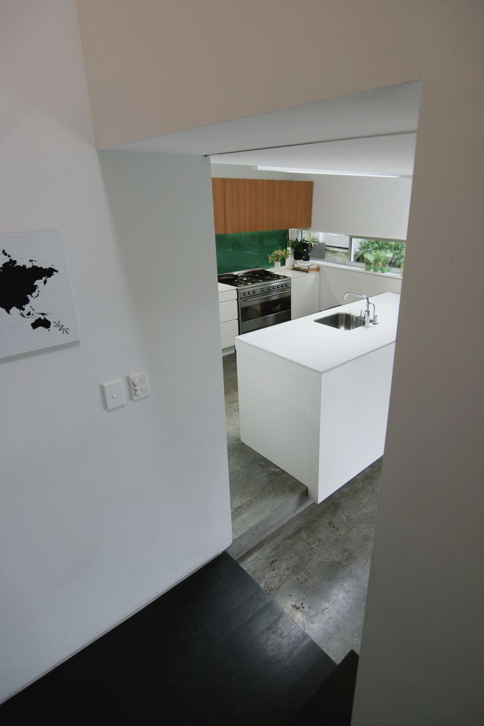 house w on a