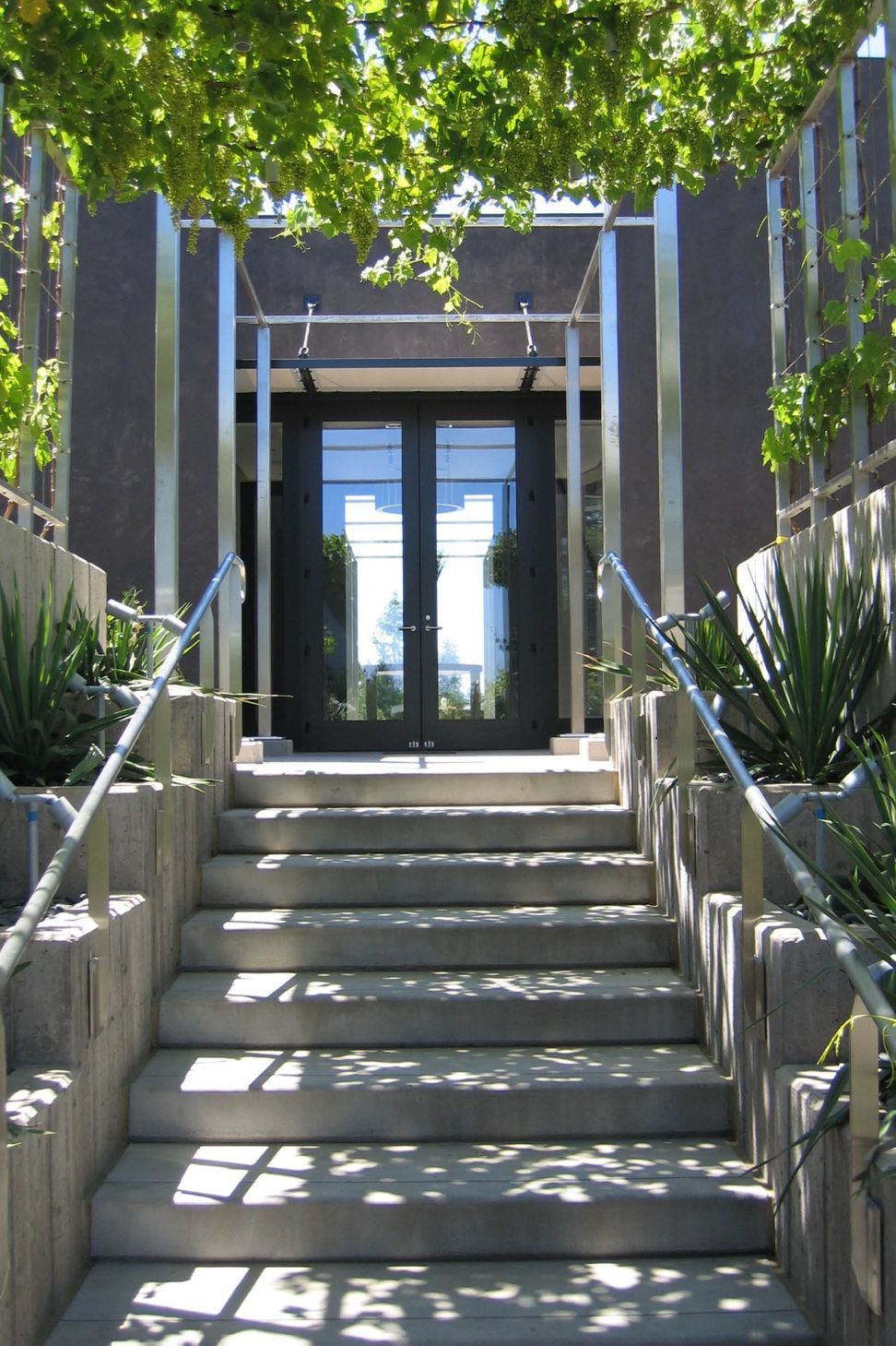 PaulHobbsWinery03.jpg