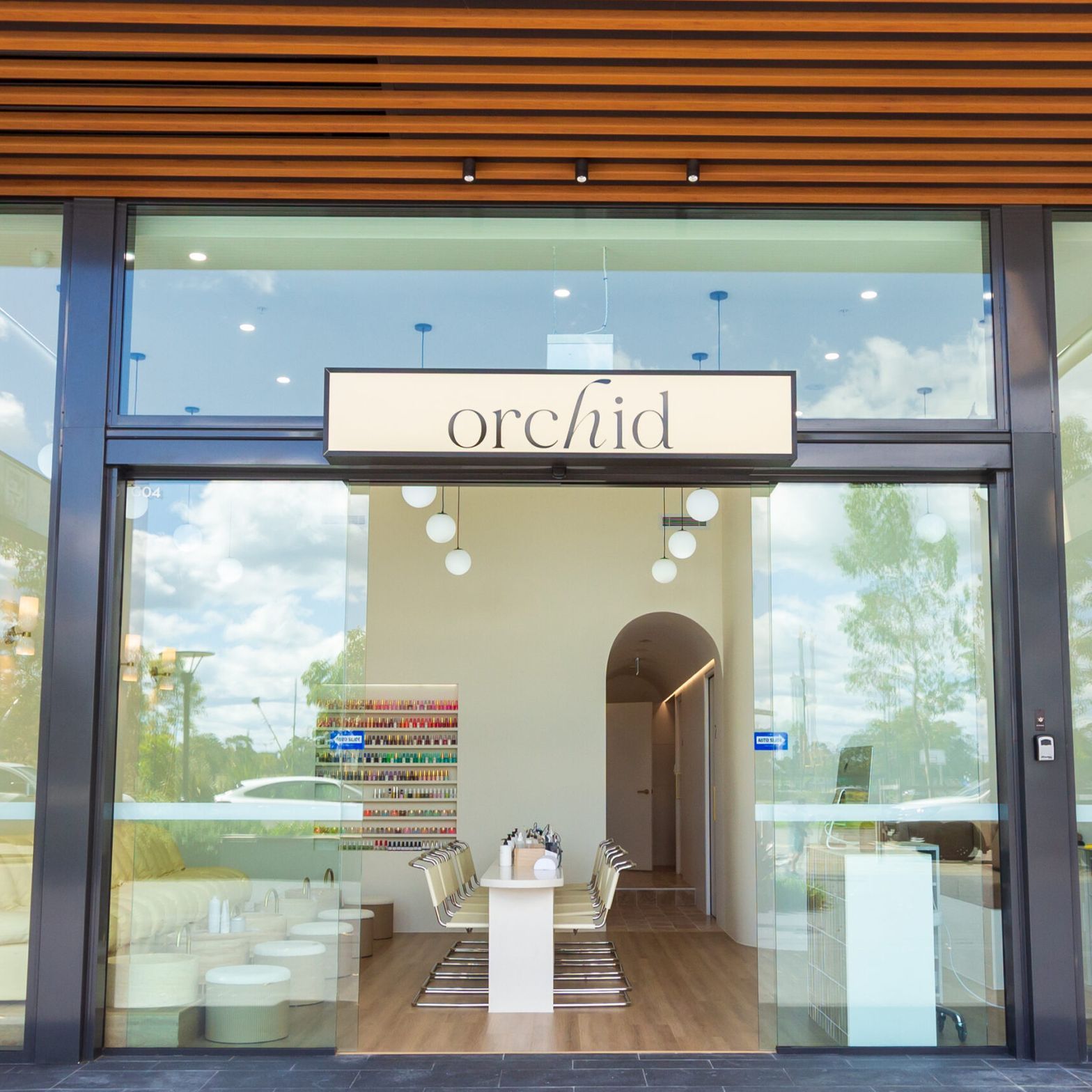 Orchid-Salon03.jpg