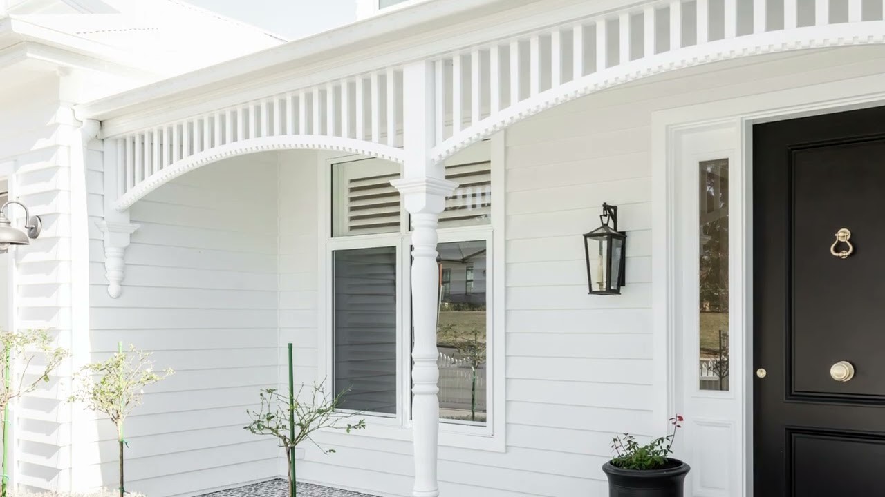 FR04 Arched Exterior Fretwork with Dentil Moulding gallery detail image