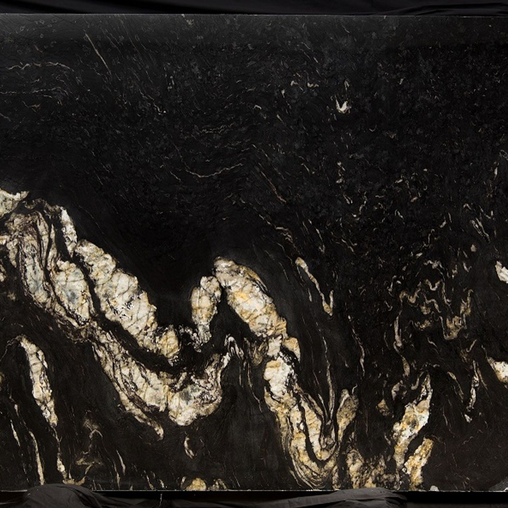 Titanium Gold Granite gallery detail image