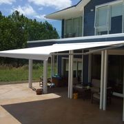 Felicia™ Retractable Cassette Awning gallery detail image