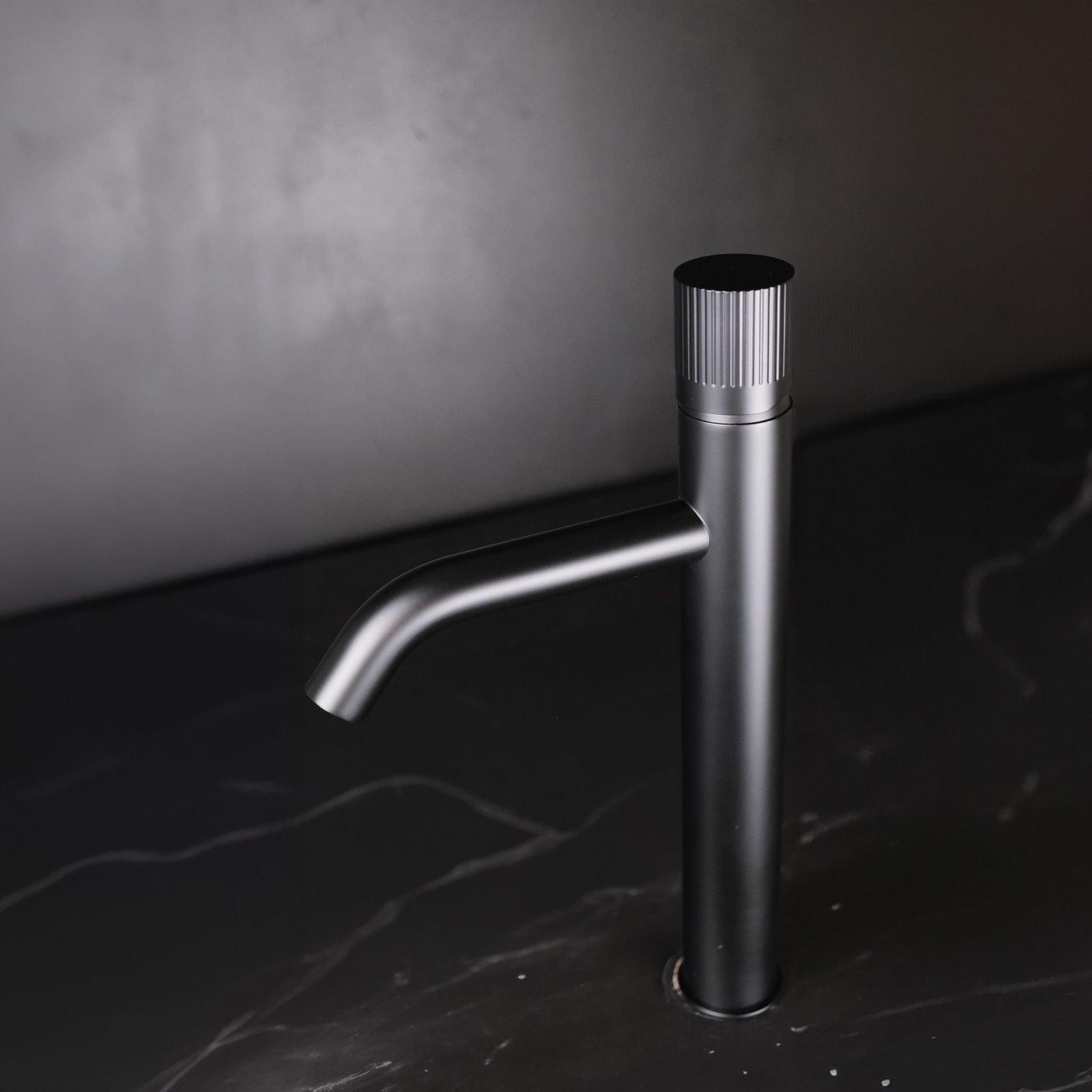 PETTINE BASIN MIXER gallery detail image