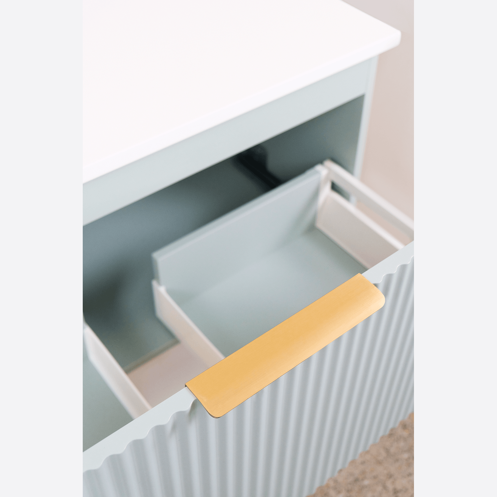 Pettine 900 Single Centre Bowl Wall Vanity gallery detail image