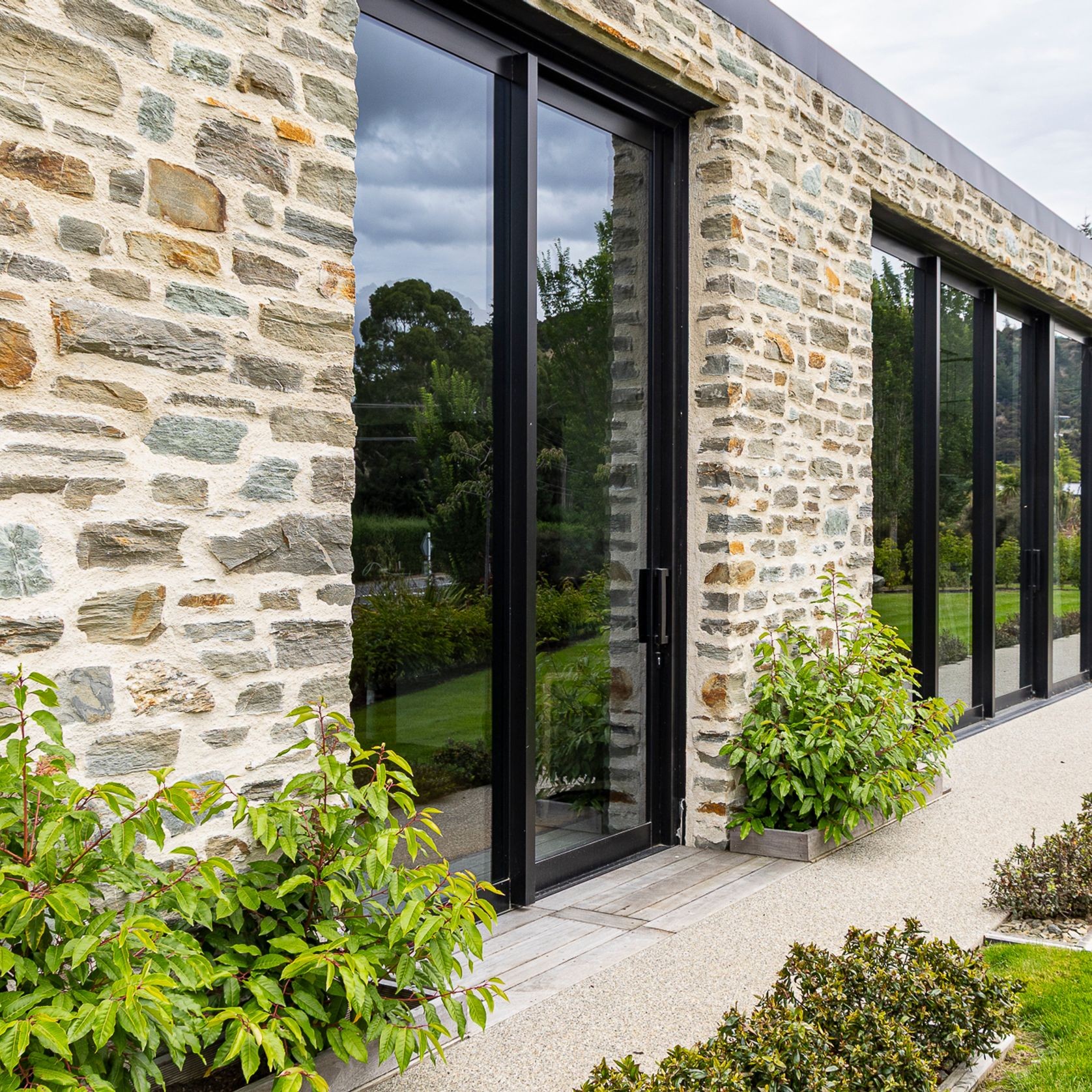 Cluden Blend Stone gallery detail image