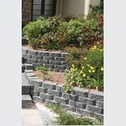 Garden Wall Tri-face - Retaining gallery detail image