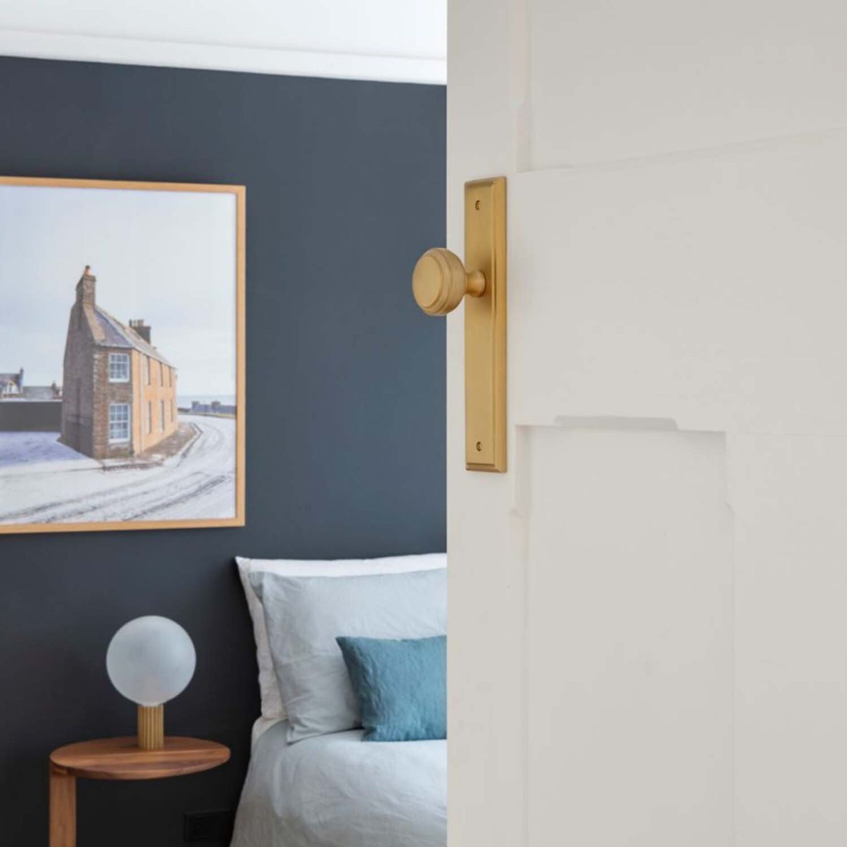 Iver Paddington Door Knob Stepped Backplate Latch Matt Black 12838 - Customise to your needs gallery detail image