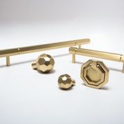 Facet 02L gallery detail image